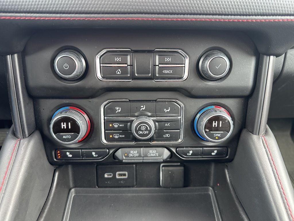 2021 Chevrolet Suburban 4WD RST