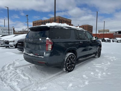 2021 Chevrolet Suburban 4WD RST