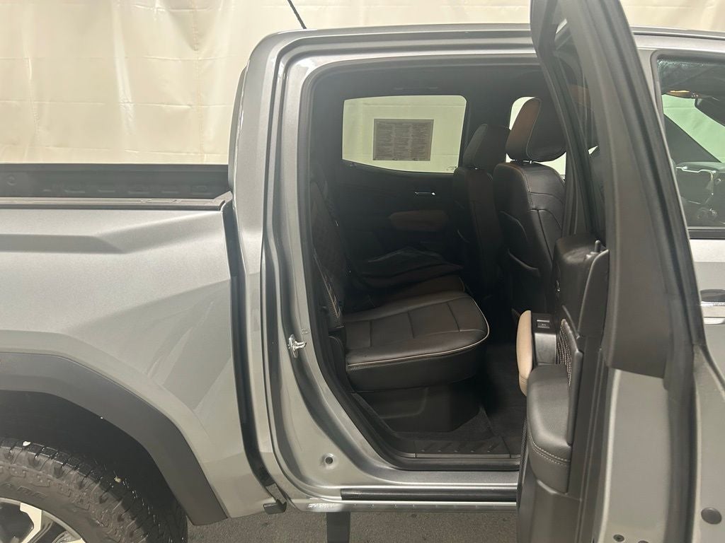 2025 GMC Canyon 4WD Denali