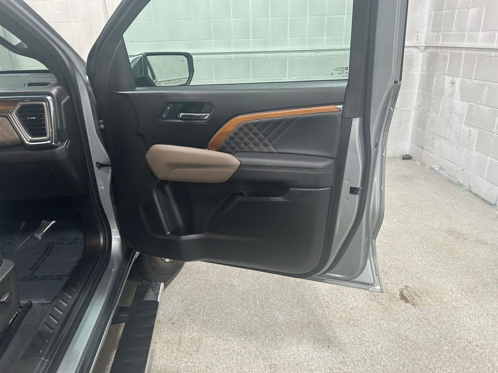 2025 GMC Canyon 4WD Denali