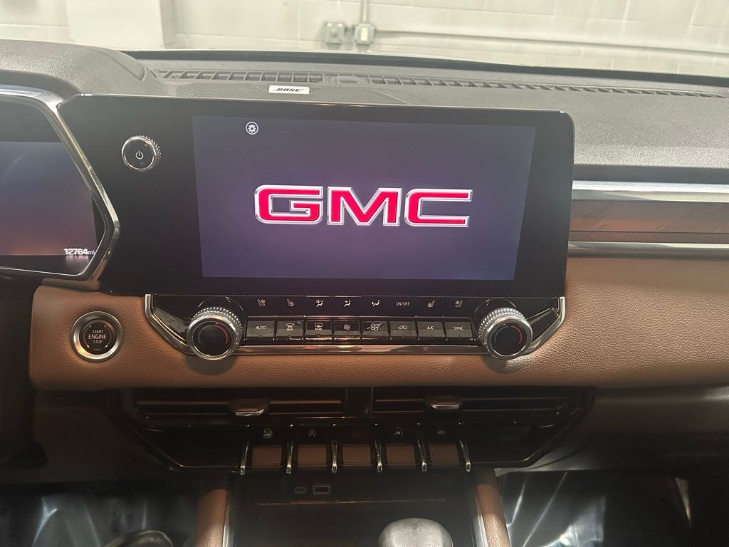 2025 GMC Canyon 4WD Denali