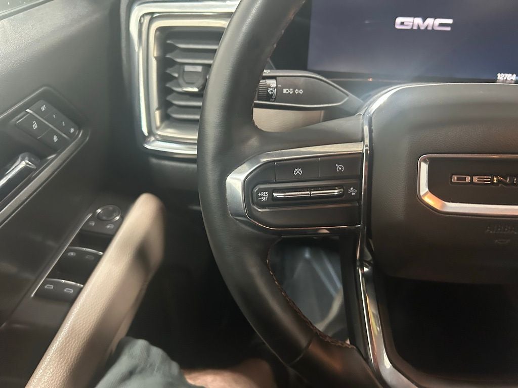 2025 GMC Canyon 4WD Denali