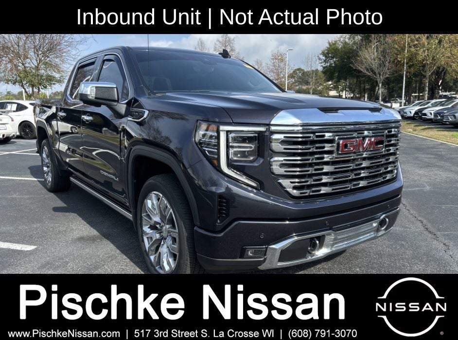 2022 GMC Sierra 4WD Crew Cab Standard Box Denali's photo