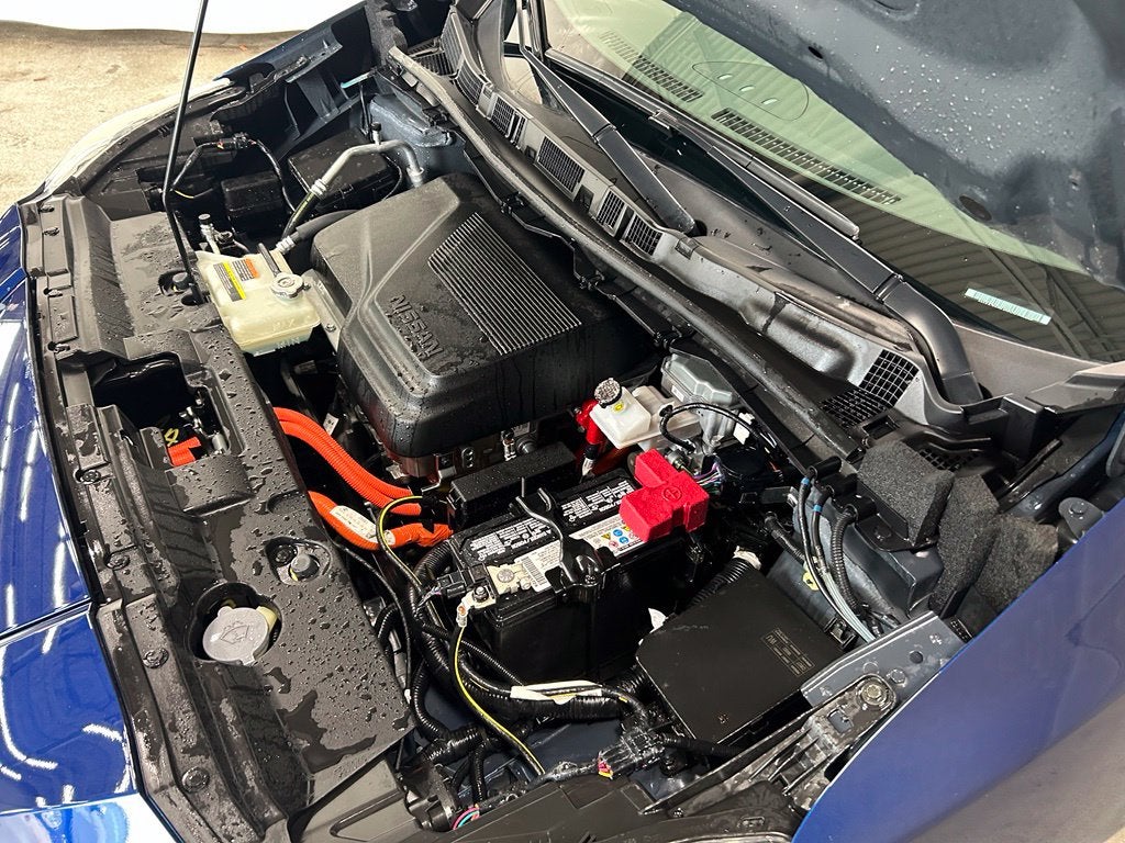 2025 Nissan LEAF S