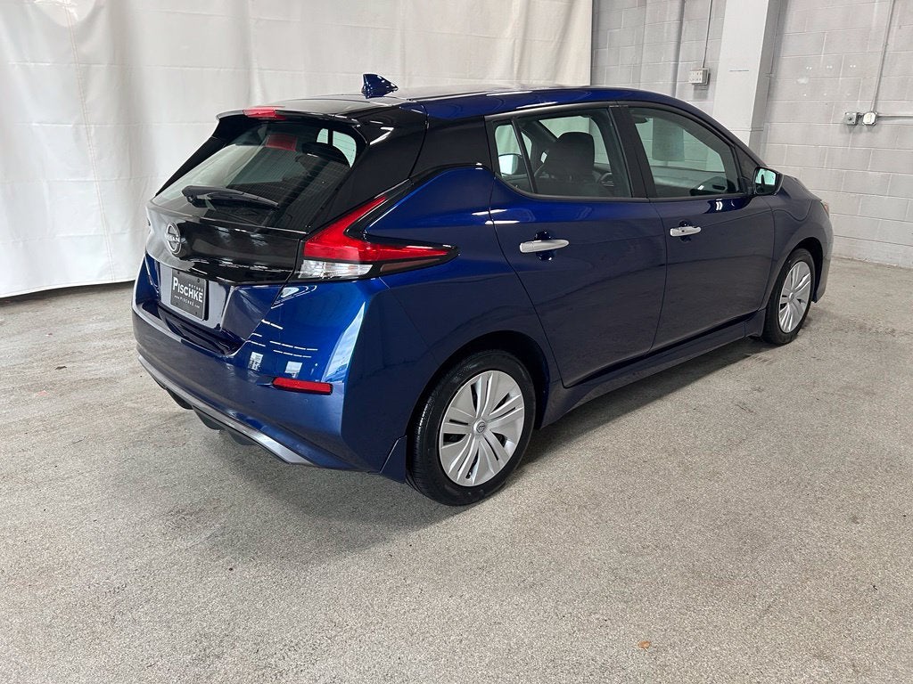 2025 Nissan LEAF S