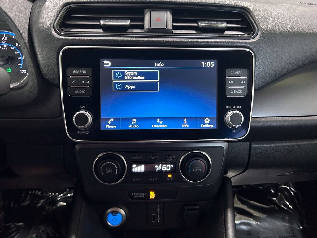 2025 Nissan LEAF S