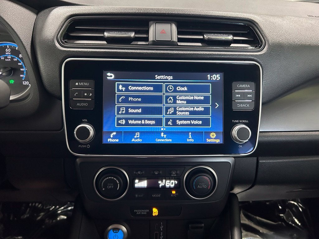 2025 Nissan LEAF S
