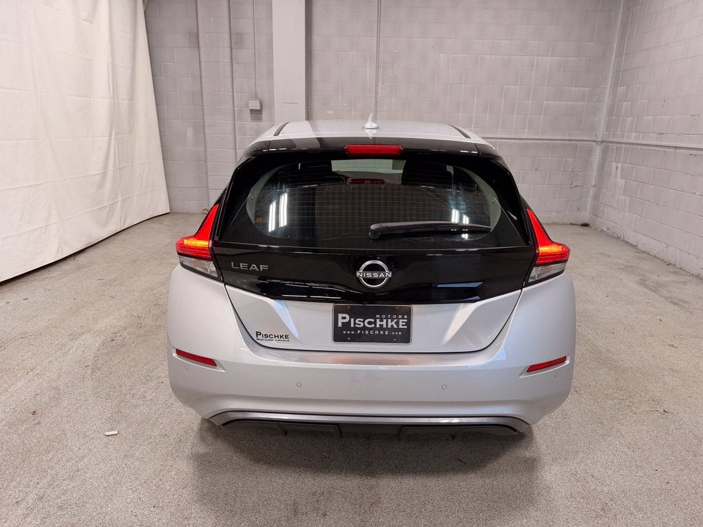 2025 Nissan LEAF S