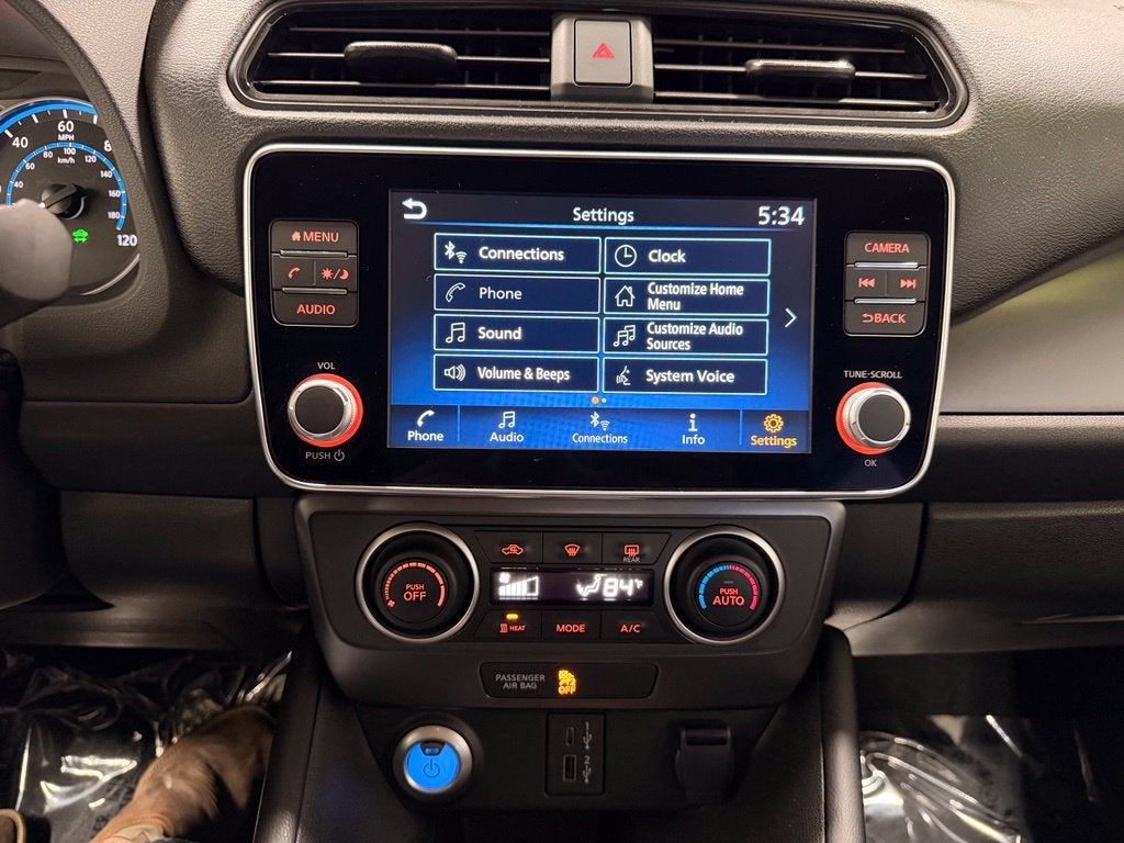 2025 Nissan LEAF S