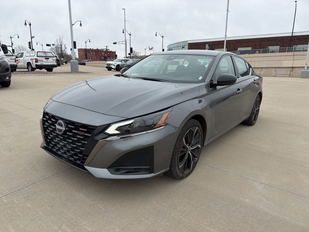 2025 Nissan Altima SR FWD