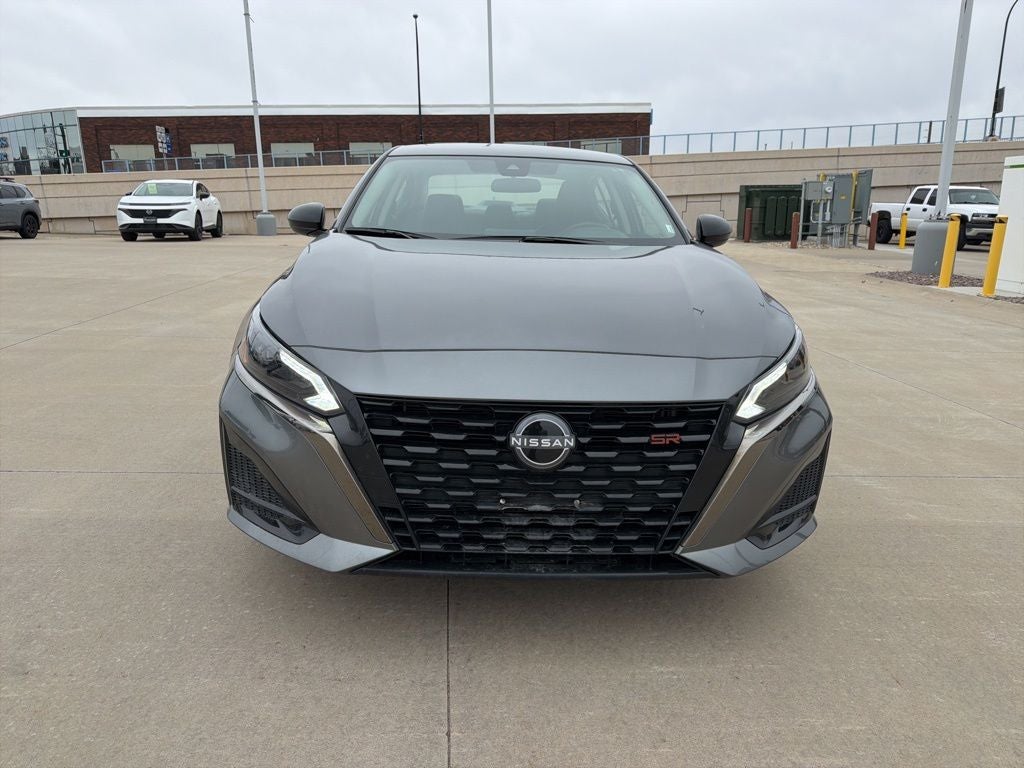 2025 Nissan Altima SR FWD