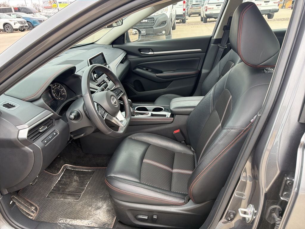 2025 Nissan Altima SR FWD