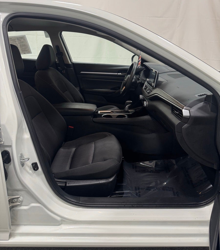 2023 Nissan Altima SV FWD