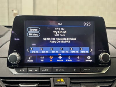 2023 Nissan Altima SV FWD