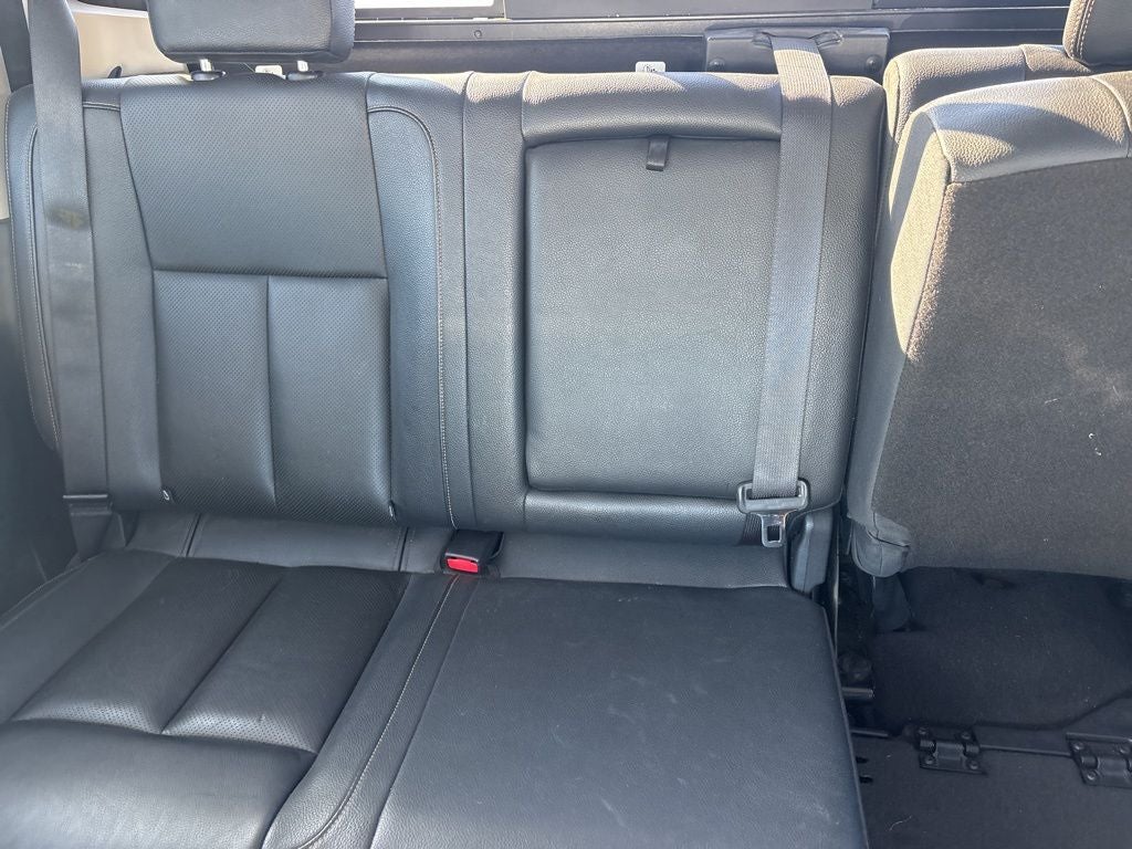 2019 Nissan TITAN SL