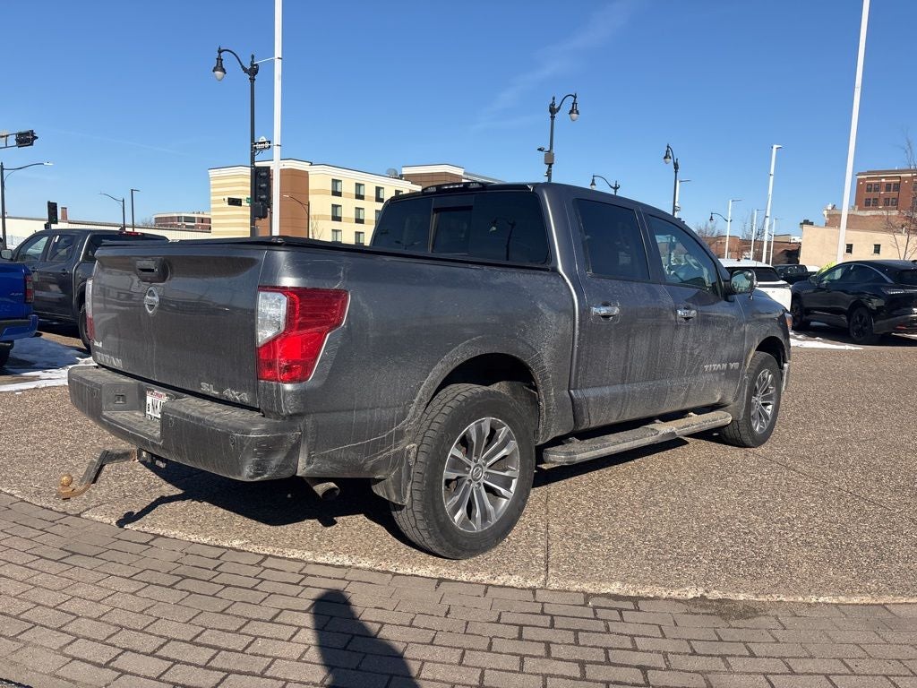 2019 Nissan TITAN SL