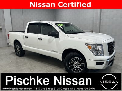 2024 Nissan TITAN Crew Cab SV 4x4