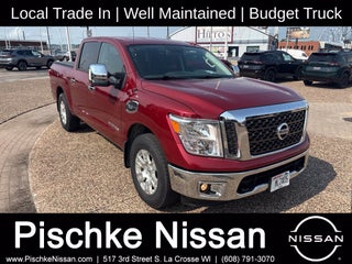 2017 Nissan TITAN SV