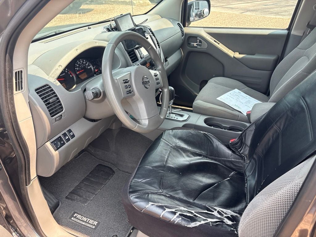 2021 Nissan Frontier Crew Cab SV 4x4
