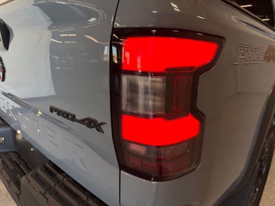 2024 Nissan Frontier Crew Cab PRO-4X 4x4