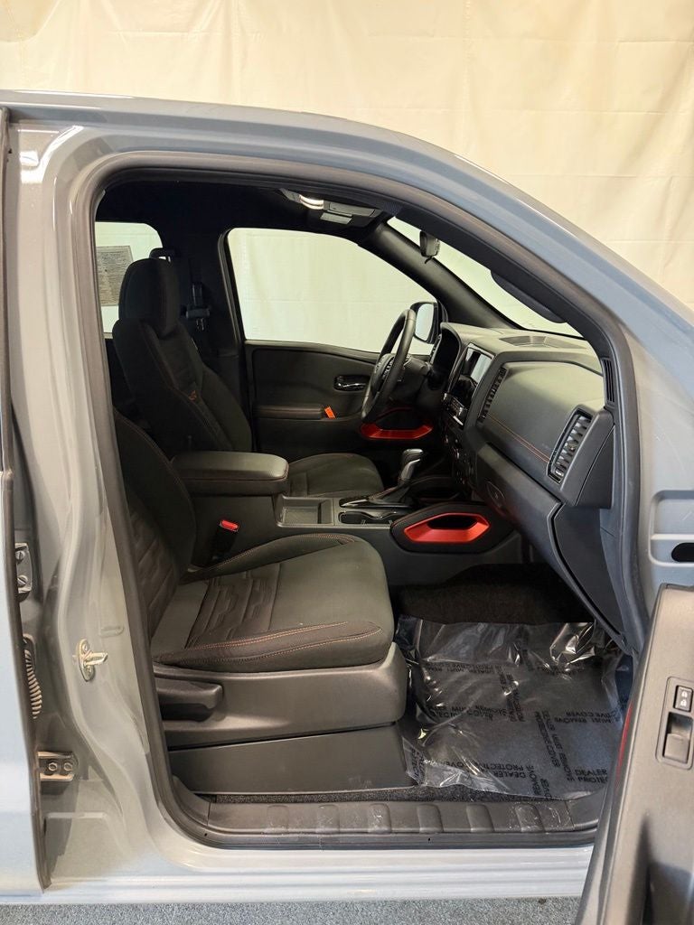 2024 Nissan Frontier Crew Cab PRO-4X 4x4