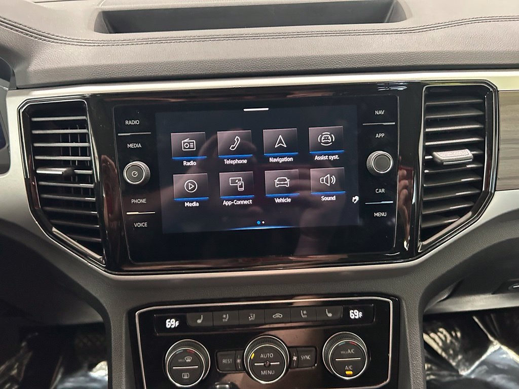 2023 Volkswagen Atlas 3.6L V6 SEL