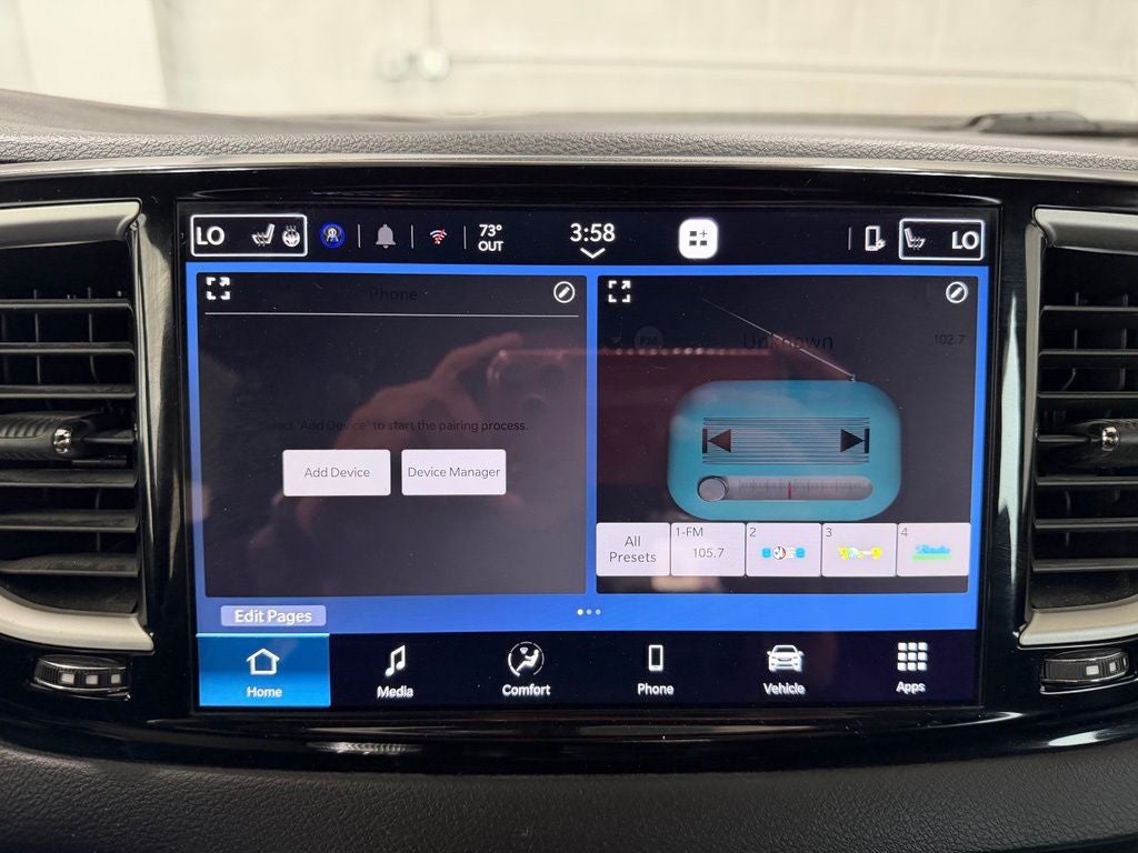 2026 Chrysler Pacifica Select