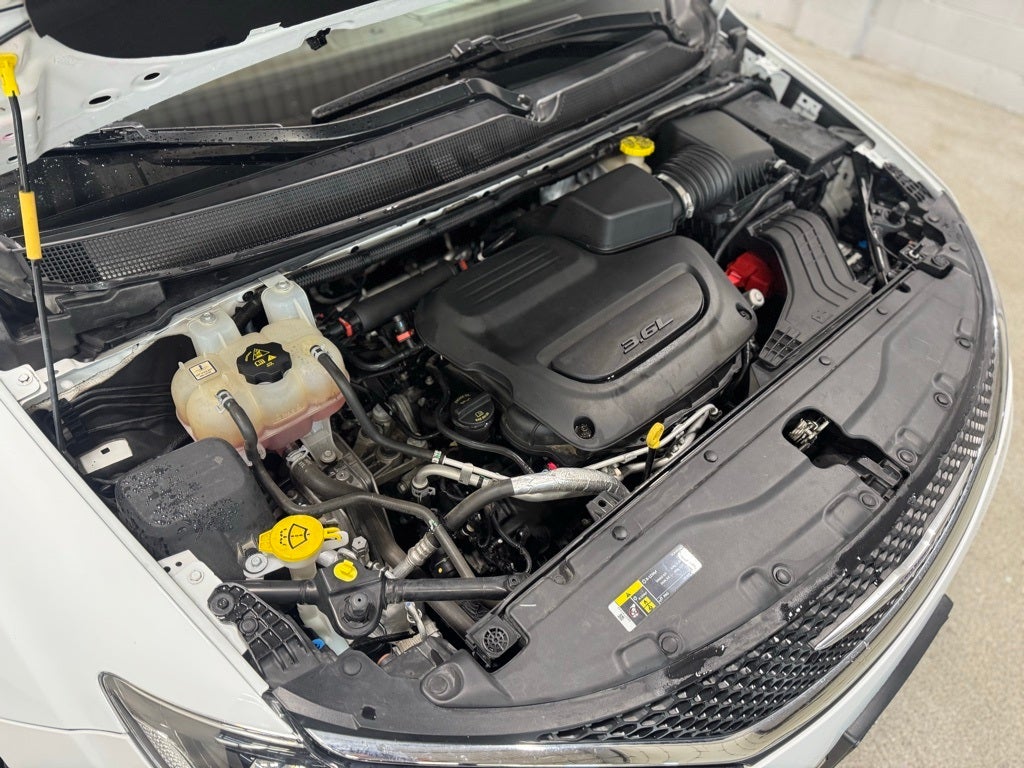 2020 Chrysler Pacifica Touring L