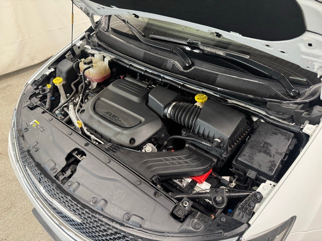 2020 Chrysler Pacifica Touring L