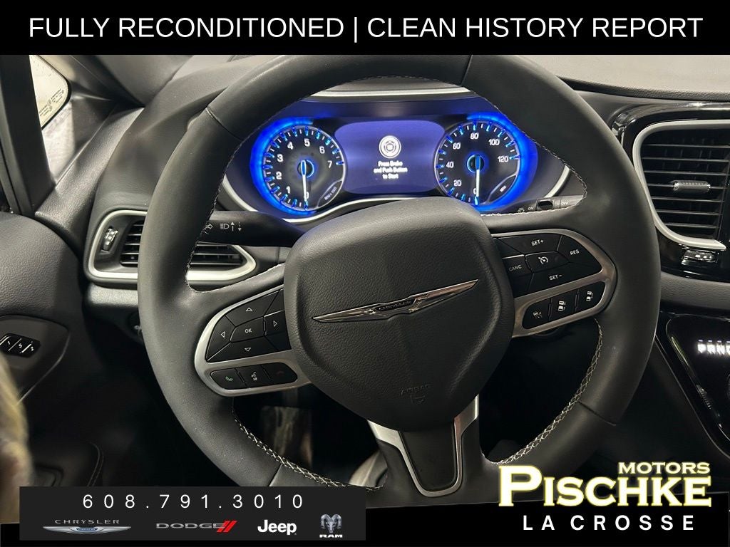 2025 Chrysler Pacifica Select