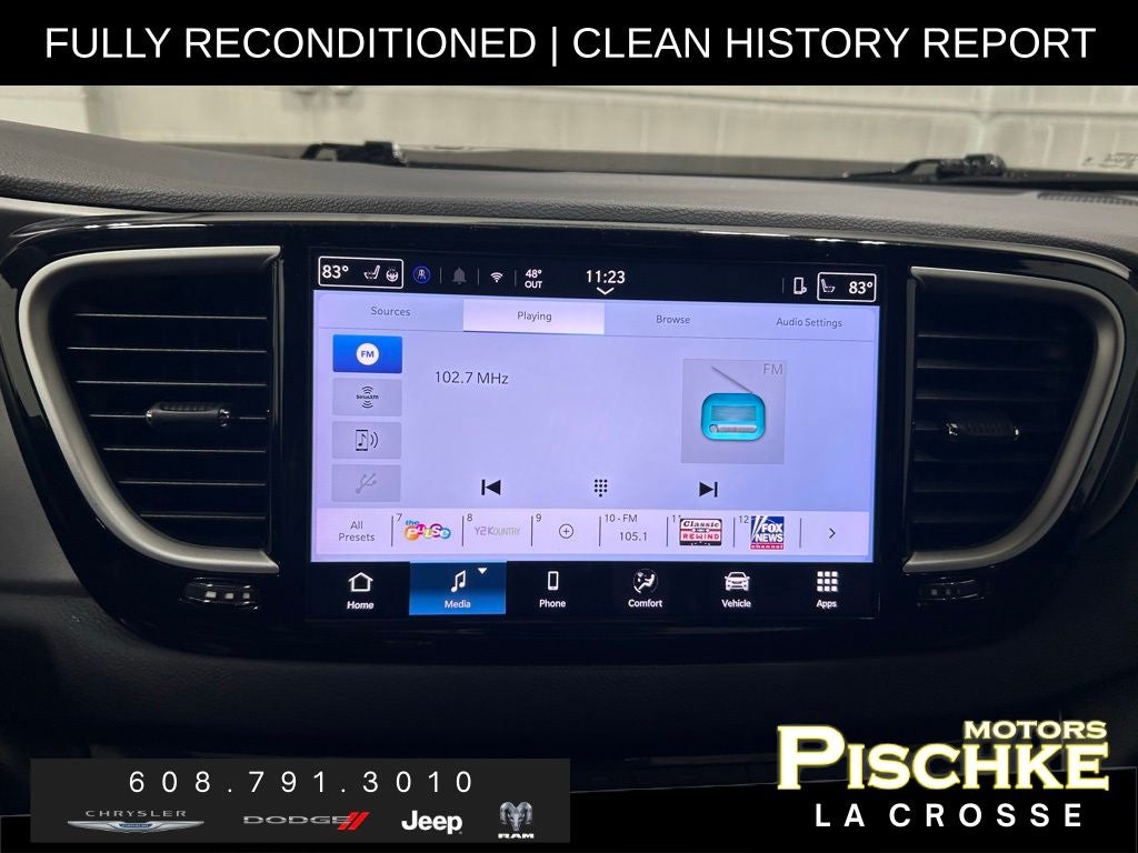 2025 Chrysler Pacifica Select