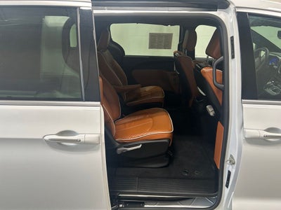 2024 Chrysler Pacifica Pinnacle