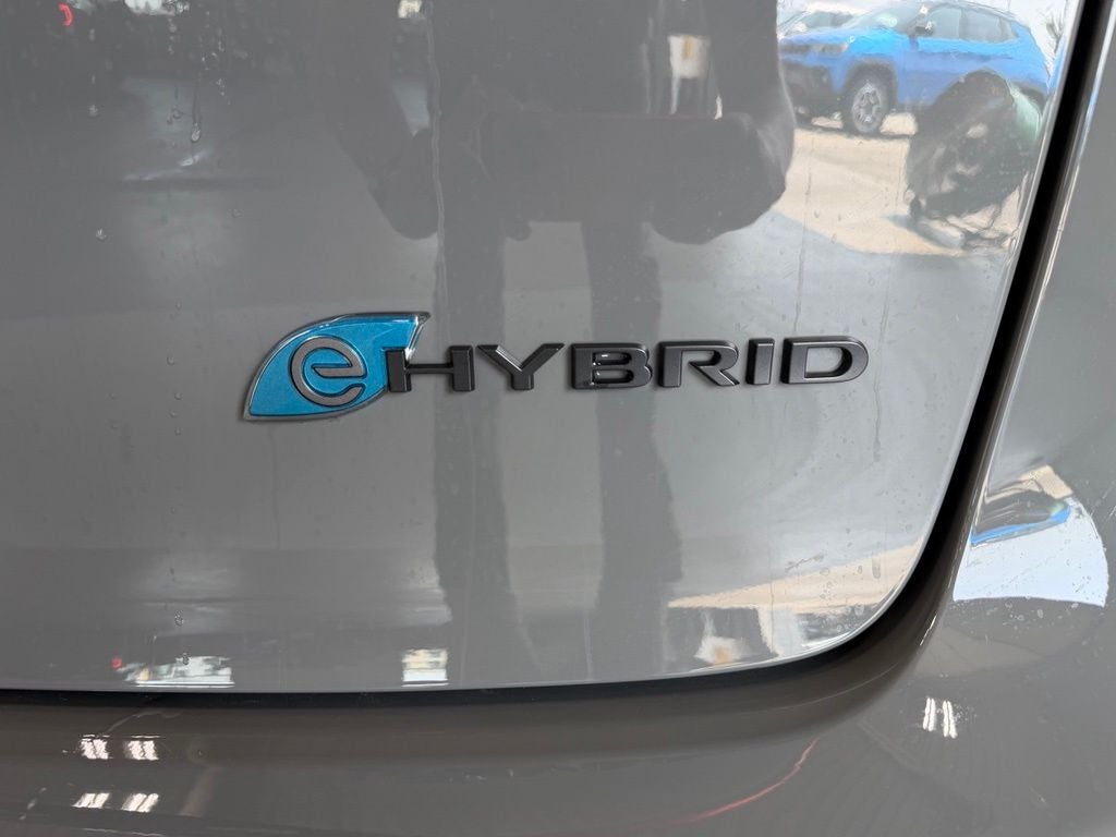 2024 Chrysler Pacifica Hybrid S Appearance Pkg