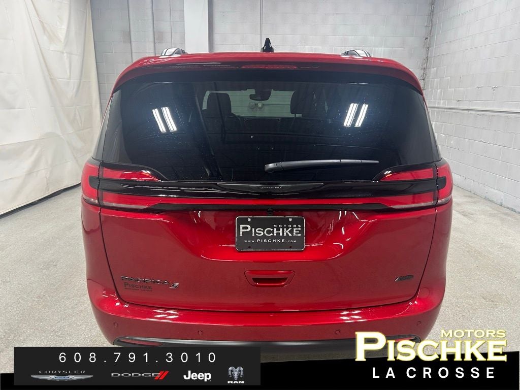 2026 Chrysler Pacifica PACIFICA SELECT AWD