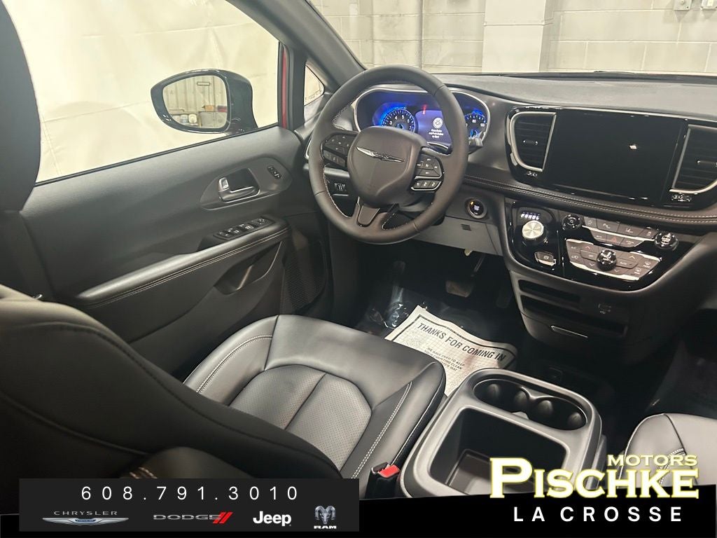 2026 Chrysler Pacifica PACIFICA SELECT AWD