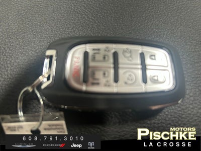 2026 Chrysler Pacifica PACIFICA SELECT AWD