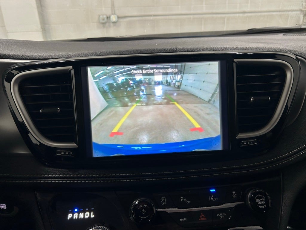 2026 Chrysler Pacifica PACIFICA SELECT AWD