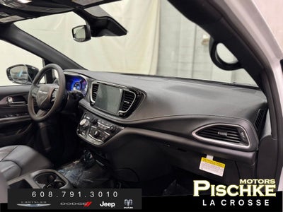 2026 Chrysler Pacifica PACIFICA SELECT AWD