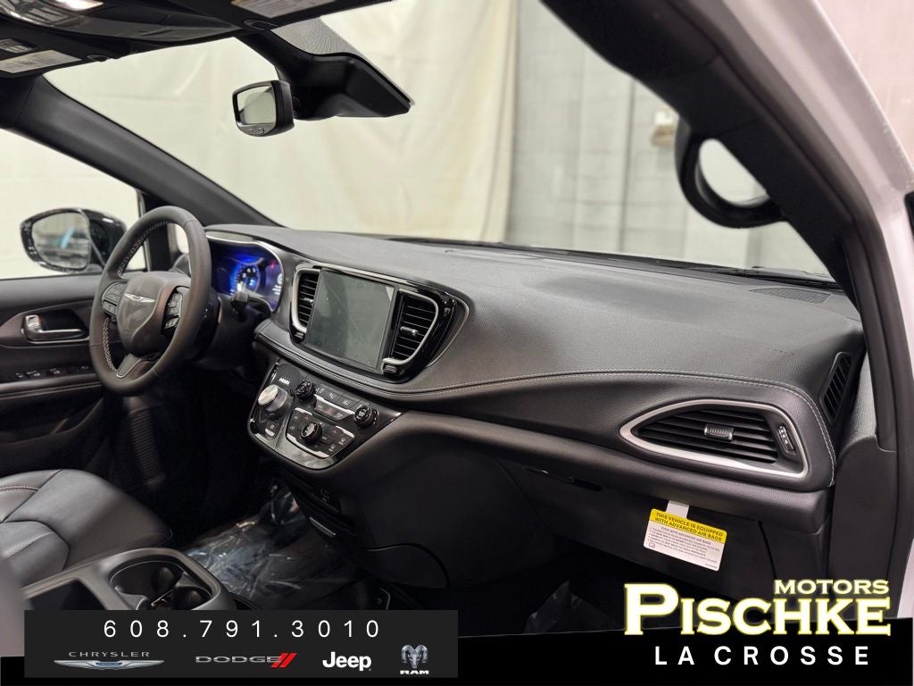 2026 Chrysler Pacifica PACIFICA SELECT AWD