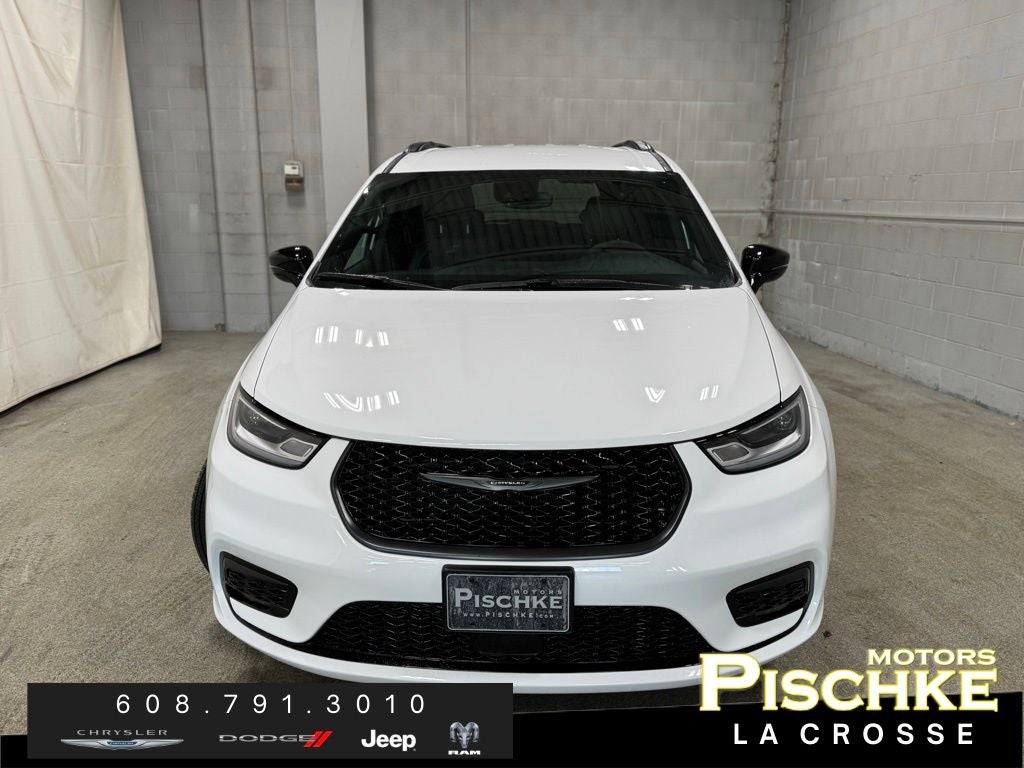 2026 Chrysler Pacifica PACIFICA SELECT AWD