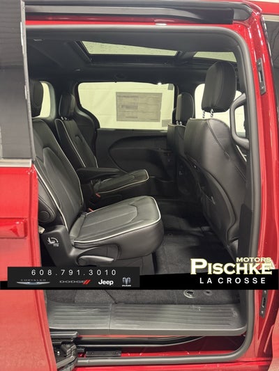 2026 Chrysler Pacifica PACIFICA LIMITED AWD