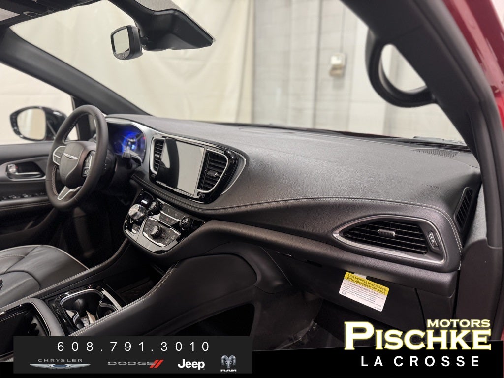 2026 Chrysler Pacifica PACIFICA LIMITED AWD