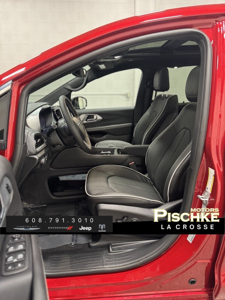 2026 Chrysler Pacifica PACIFICA LIMITED AWD