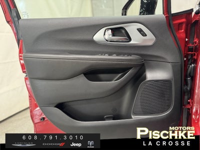 2026 Chrysler Pacifica PACIFICA LIMITED AWD