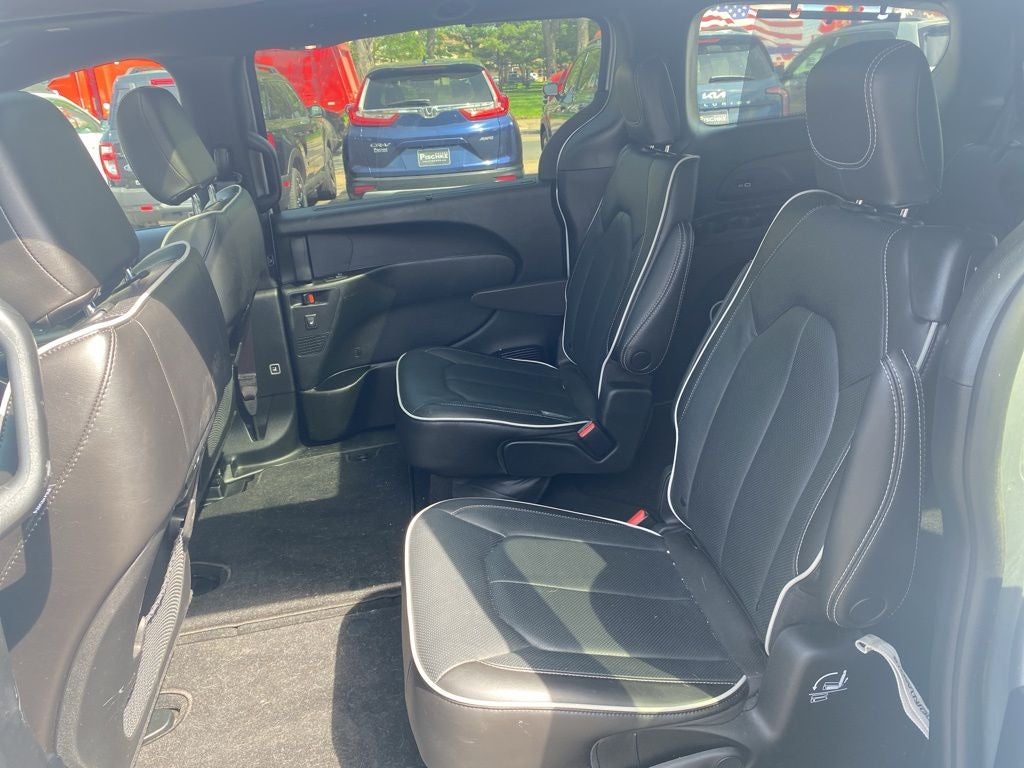 2023 Chrysler Pacifica Limited AWD
