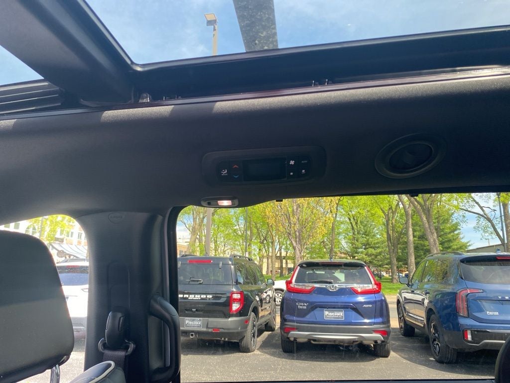 2023 Chrysler Pacifica Limited AWD