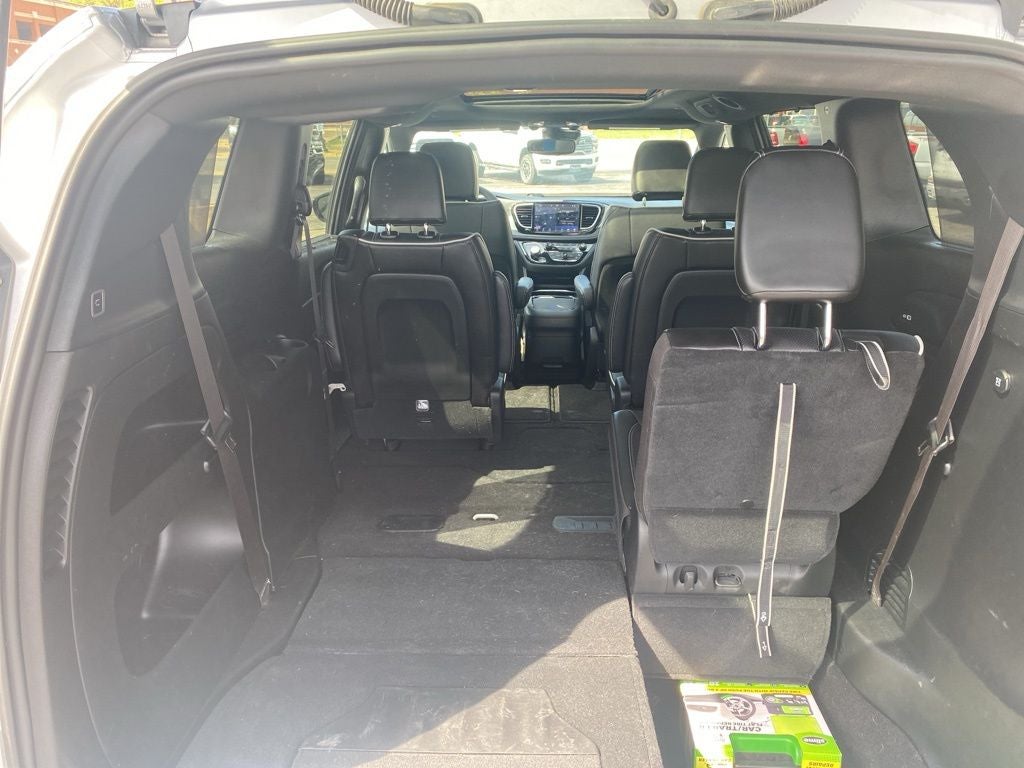 2023 Chrysler Pacifica Limited AWD