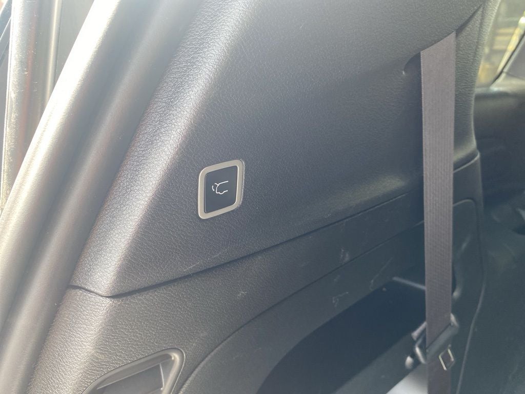 2023 Chrysler Pacifica Limited AWD