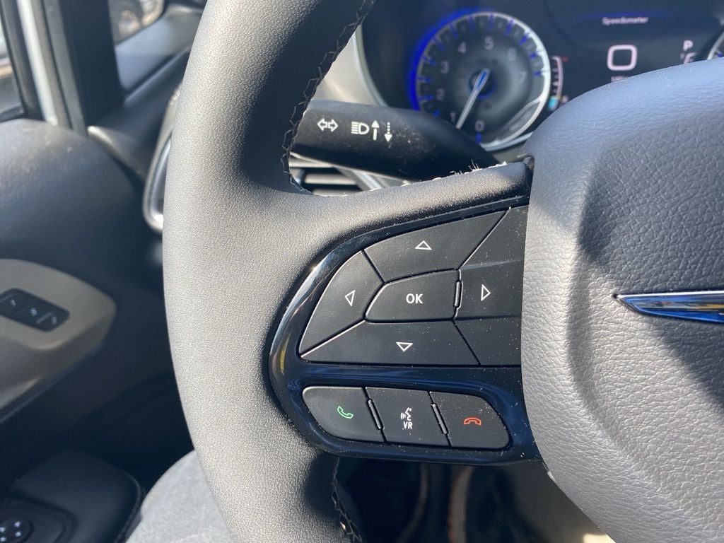 2023 Chrysler Pacifica Limited AWD
