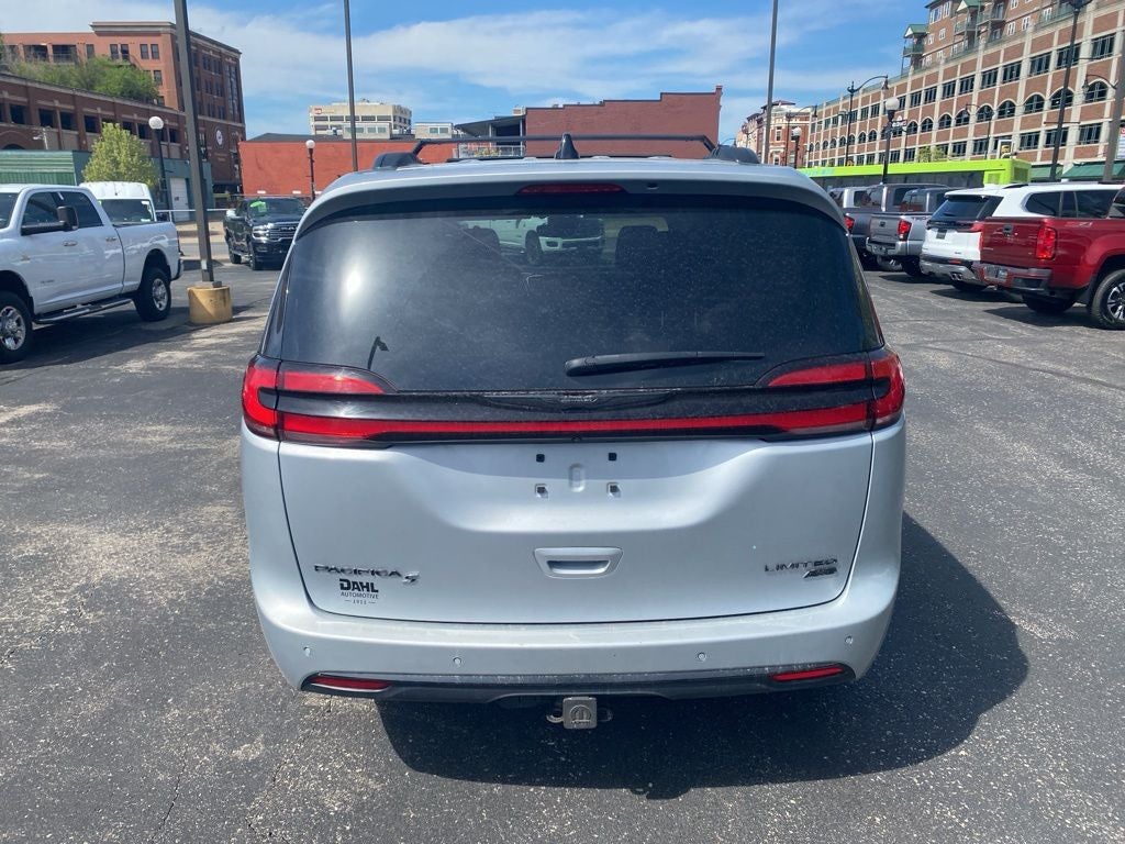 2023 Chrysler Pacifica Limited AWD